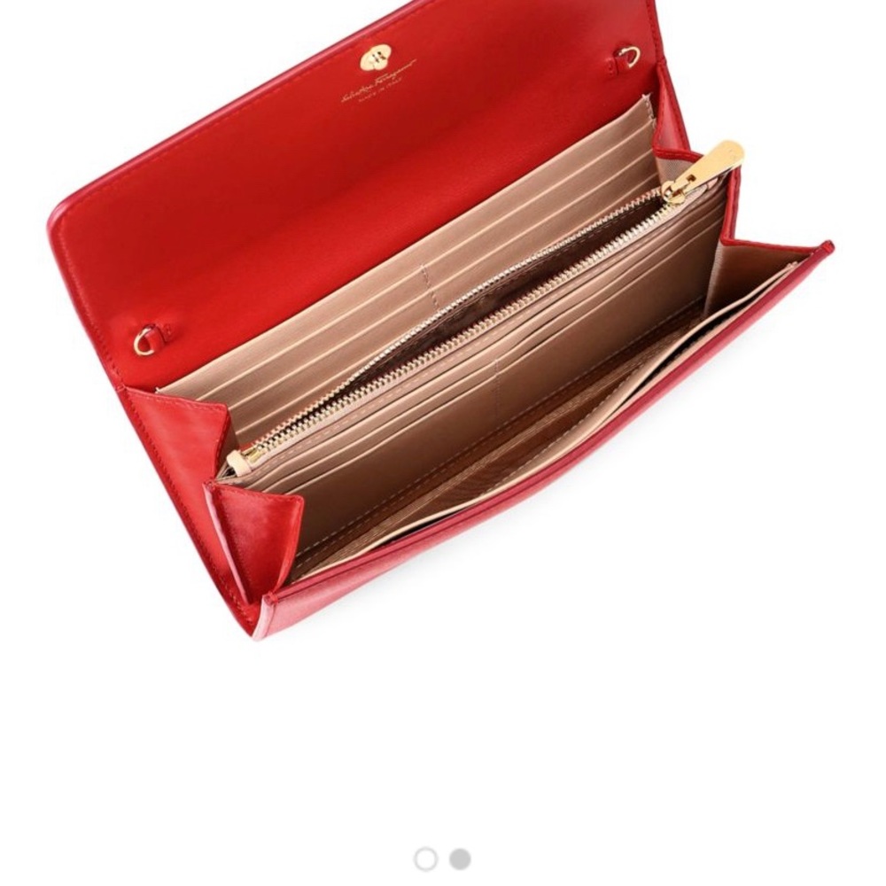 Ferragamo Wallet On a Chain - Brand New w/ Box - Picture 2 of 8